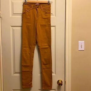 Mustard skinny jeans